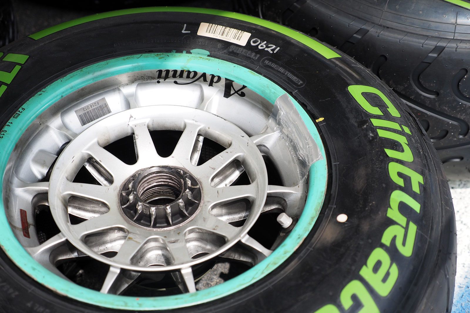 リアルスコープSP】美しく、速く、機能的。F1のホイールナットはすごい 