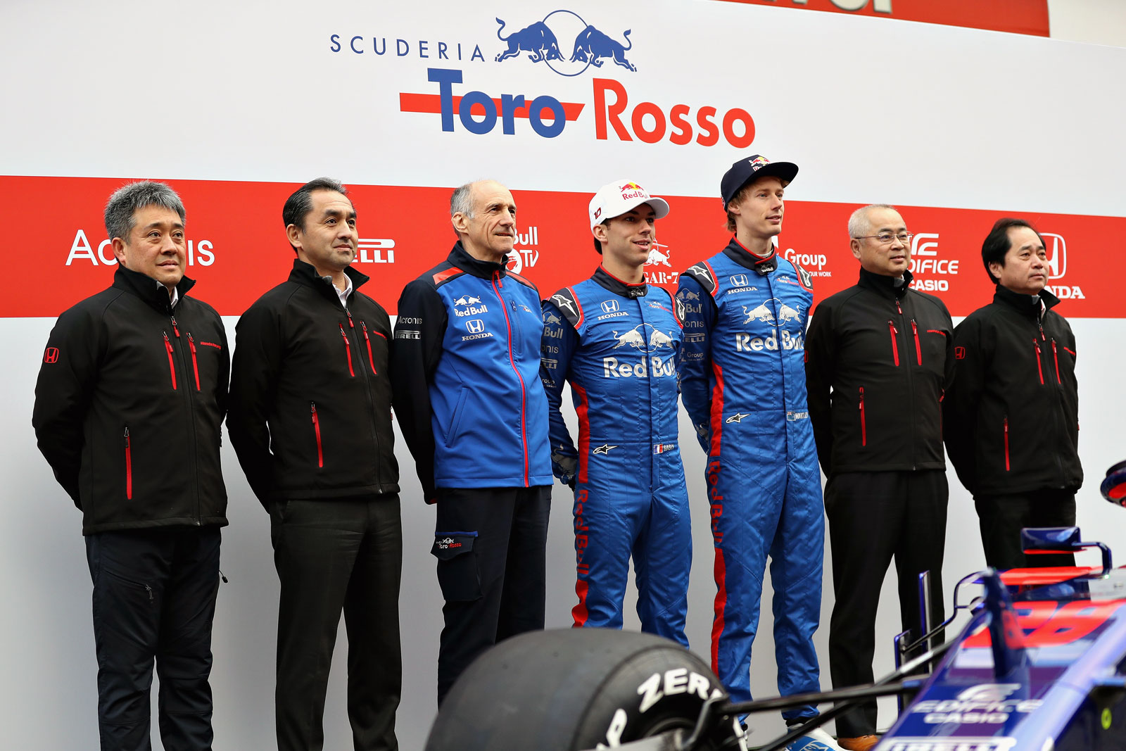 トロロッソホンダ　チームジャージ バルセロナ合同テスト】早くも人気沸騰、イタオヤが着こなす