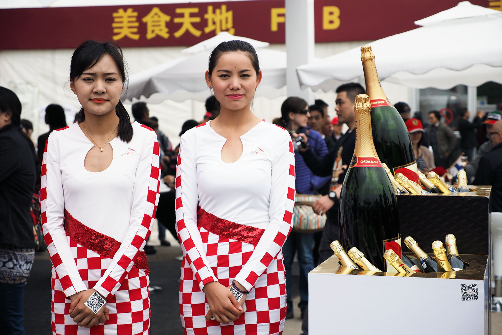 【F1ビューティー】2014 Rd.4 中国GP番外編「観客エリアの美女たち」