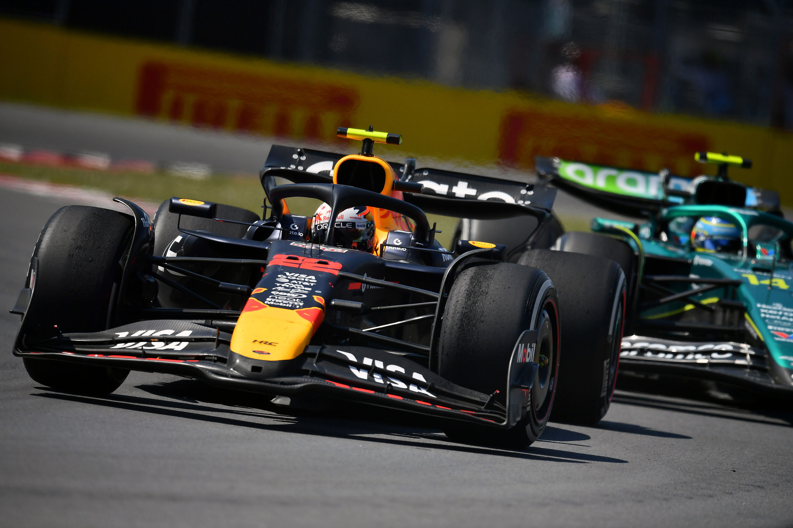 角田裕毅 F1 パーカー ターコイズ サイズ:L 【本日限りお値下げ】 2025年最新】角田裕毅 パーカーの人気アイテム - メルカリ