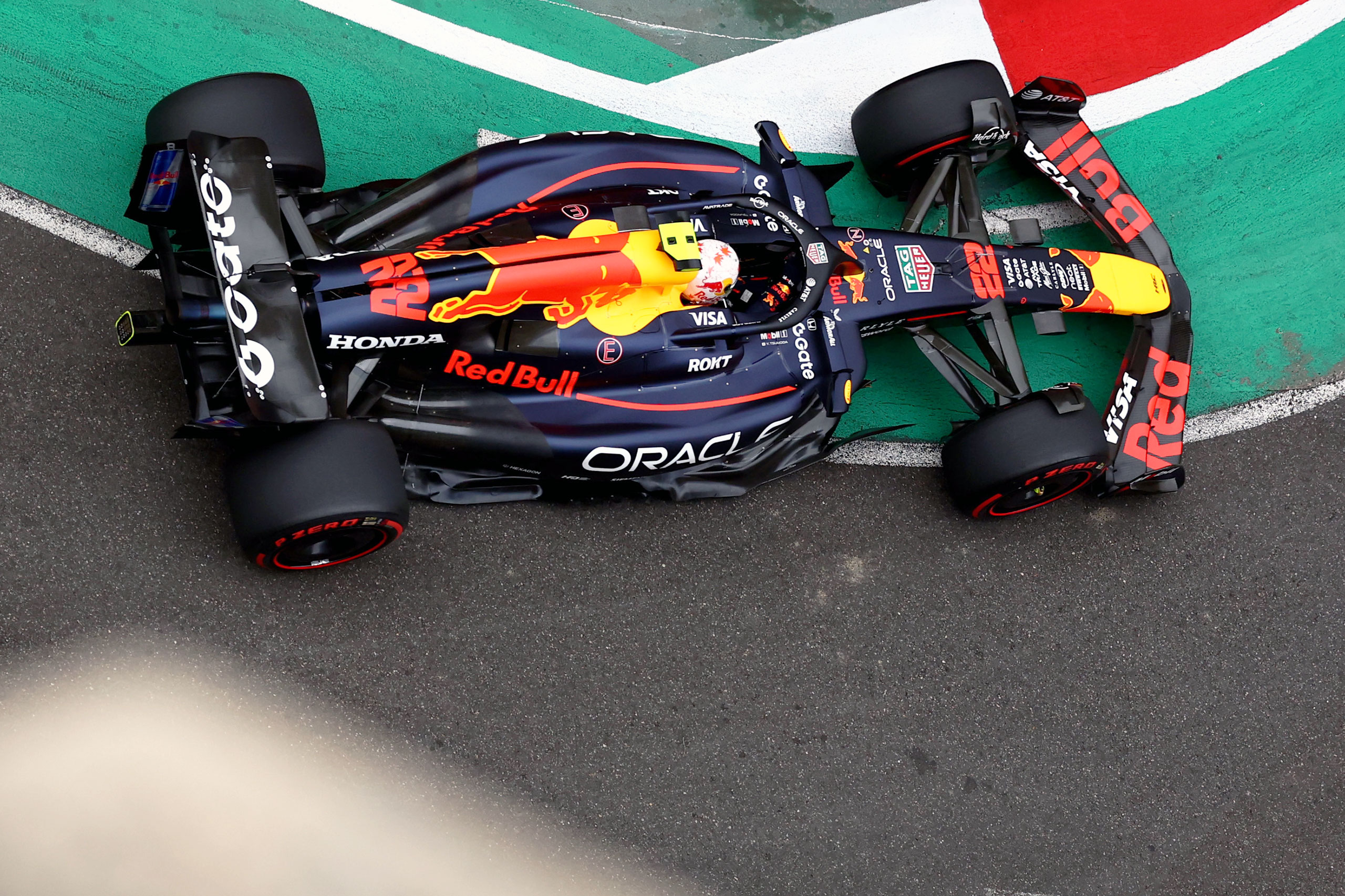 レッドブルRB21ディテール高画質写真集【2025 Rd.17 AZE】 – F1LIFE