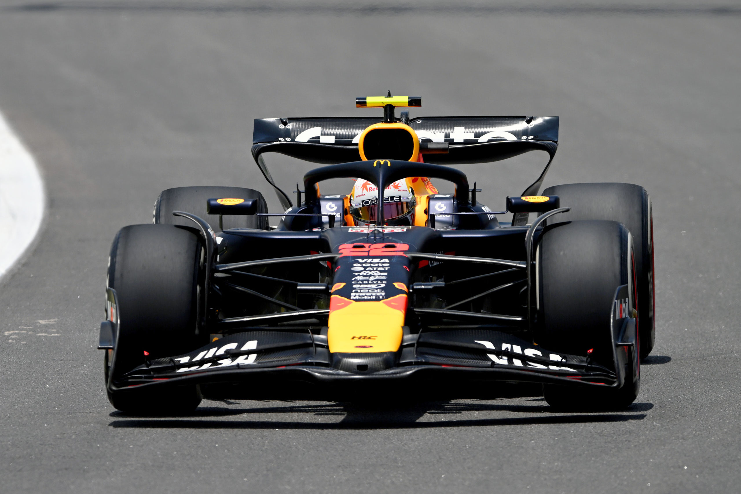 SPQ】角田裕毅、FP1クラッシュで旧型フロントウイングへ【スペック解説